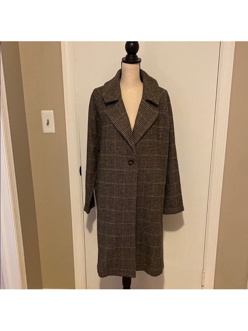 OAK + FORT Brown Trench Coat with Oversized fit and Classic Lapels